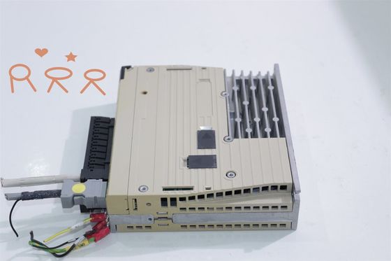 Yaskawa SGDV-1R6A15A AC Servo Amplifier 200-230V 1A 200W NEW