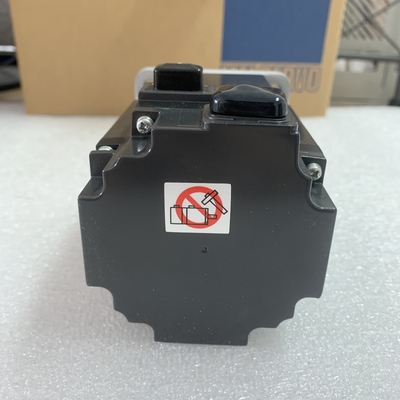 Mitsubishi HG-KR73 AC Servo Motor 3 PHASE 750W 109V 3000RPM 0-250HZ HG SERIES 4.8A LOW INERT NEW AND ORIGINAL GOOD PRICE