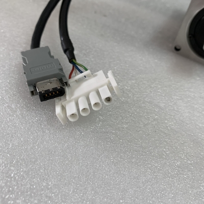 OMRON R7M-A40030-S1 AC Servo Motor Smart Step 400W 3000RPM 200V 2.6A