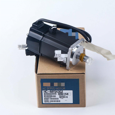 Mitsubishi HC-MFS43G2 AC Servo Motor 3AC 2.8A 122V 3000RPM 400W NEW