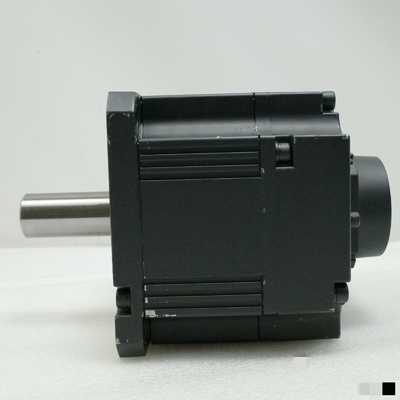 Mitsubishi HC-SFS203 AC Servo Motor 3 PHASE 10A 134V 3000RPM NEW