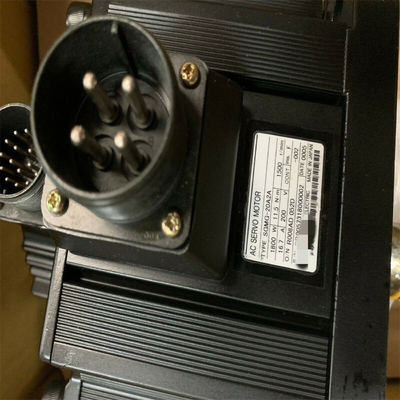 Yaskawa SGMG-20A2A AC SERVO MOTOR 1800W 200V 16.7A 1500RPM NEW