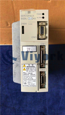 Yaskawa SGDL-04AS Industrial Servo Drive 50 / 60HZ 200 - 230VAC INPUT 6AMP