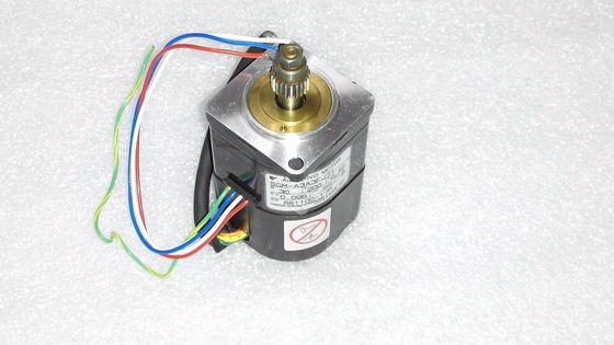 Yaskawa SGM-A3A3FJ71 AC SERVO MOTOR 0.42A 200VAC 0.095NM NEW