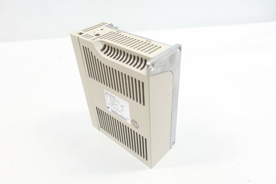 Yaskawa SGD-02ANY6 AC SERVO AMPLIFIER 200-230V 4/2A 50/60HZ NEW