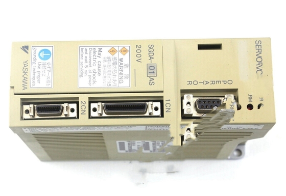 Yaskawa SGDA-01AS AC SERVO AMPLIFIER 200-230V 2.5/0.87A 50/60HZ NEW