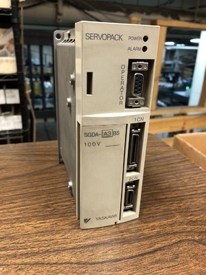 Yaskawa SGDA-A3BS AC SERVO AMPLIFIER 100-115V 2/0.63A 30W NEW