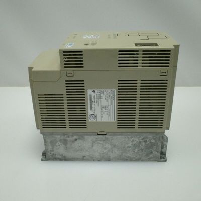 Yaskawa SGDB-20ADS AC SERVO AMPLIFIER 200-230V 12A 2KW 3 PHASE NEW