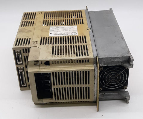 Yaskawa SGDB-30ADG-P AC SERVO AMPLIFIER 200-230V 18A 2.9KW NEW