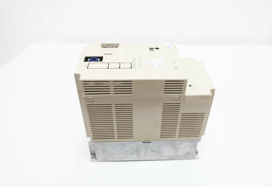 Yaskawa SGDB-30AN AC SERVO AMPLIFIER 200-230V 18A 3KW 50/60HZ NEW