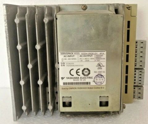 Yaskawa SGDH-05DE-OY AC SERVO AMPLIFIER 380-480V 2A 0.5KW NEW