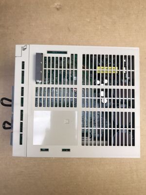 Yaskawa SGDH-08AE-OY AC SERVO AMPLIFIER 220-230V 11A 0.8KW NEW