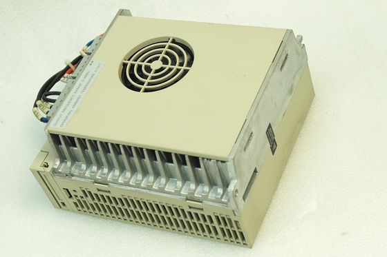 Yaskawa SGDH-10ADA AC SERVO AMPLIFIER 200-230V 7A 1KW 3 PHASE NEW