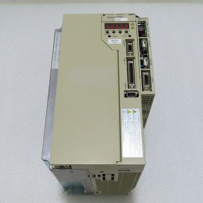 Yaskawa SGDH-50AE AC SERVO AMPLIFIER 3 PHASE 200-230V 28A 5KW NEW