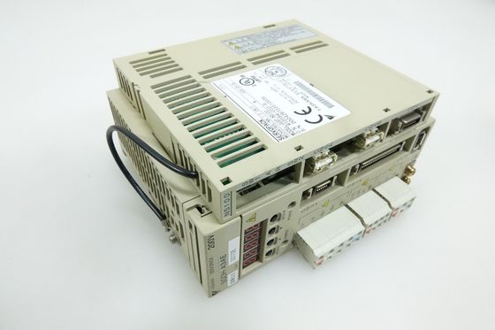 Yaskawa SGDH-A3AE AC SERVO AMPLIFIER 200-230V 0.82A 0.03KW NEW