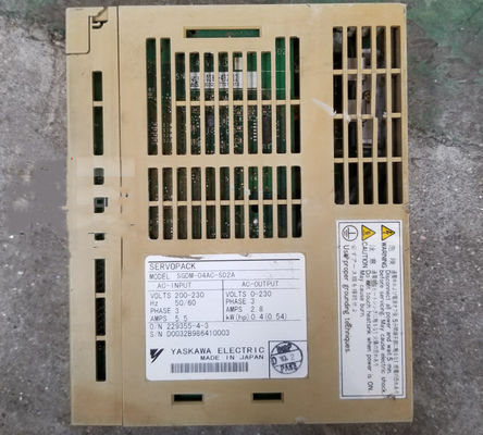 Yaskawa SGDM-04AC-SD2A AC SERVO AMPLIFIER 200-230V 5.5A 0.4KW NEW