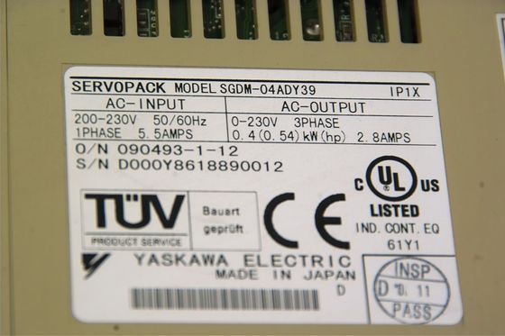 Yaskawa SGDM-04ADY39 AC SERVO AMPLIFIER 200-230V 5.5A 0.4KW NEW