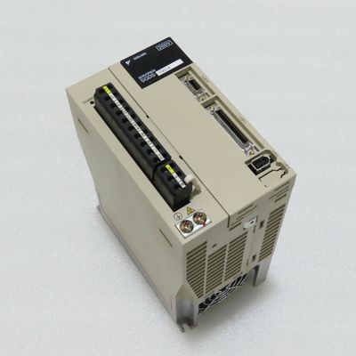 Yaskawa SGDS-15A01AR501 AC SERVO AMPLIFIER 200-230V 7.3A 1.5KW NEW
