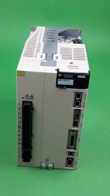 Yaskawa SGDV-120A21A AC SERVO AMPLIFIER 200-230V 7.3A 1.5KW NEW