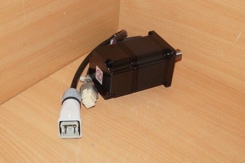 Yaskawa SGM-02A3SB12 AC SERVO MOTOR 200W 200V 2A 3000RPM NEW