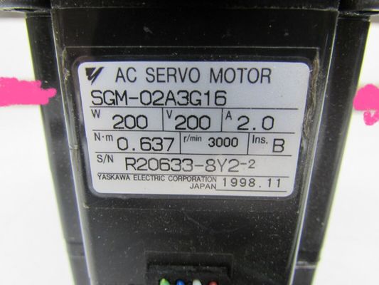 Yaskawa SGM-02A3G16 AC SERVO MOTOR 200W 200V 2A 3000RPM NEW