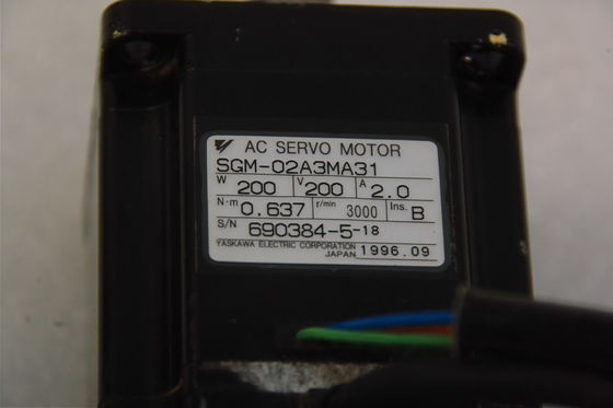 Yaskawa SGM-02A3MA31 AC SERVO MOTOR 200W 200V 2A 3000RPM NEW