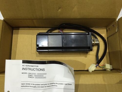 Yaskawa SGM-04A314B AC SERVO MOTOR 400W 200V 2.6A 3000RPM NEW