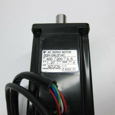 Yaskawa SGM-04U314 AC SERVO MOTOR 400W 200V 2.6A 3000RPM NEW