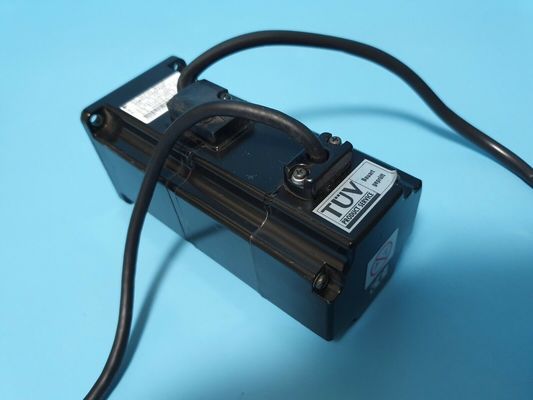 Yaskawa SGMAH-02AAA2B AC SERVO MOTOR 200W 200V 2.1A 3000RPM NEW