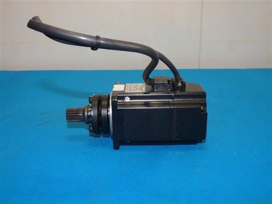 Yaskawa SGMAH-02AAAYU21 AC SERVO MOTOR 200W 200V 2.1A 3000RPM NEW