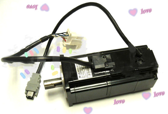 Yaskawa SGMAH-02AAF4C AC SERVO MOTOR 200W 200V 2.1A 3000RPM NEW