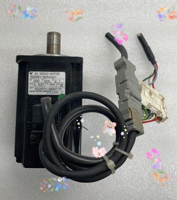Yaskawa SGMAH-02ABA21 AC SERVO MOTOR 200W 200V 2.1A 3000RPM NEW