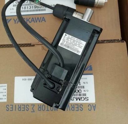 Yaskawa SGMAH-04A1A61 AC SERVO MOTOR 400W 200V 2.8A 3000RPM NEW