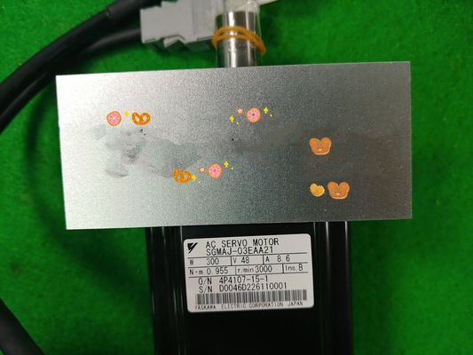 Yaskawa SGMAJ-03EAA21 AC SERVO MOTOR 300W 48V 3000RPM 8.6A NEW