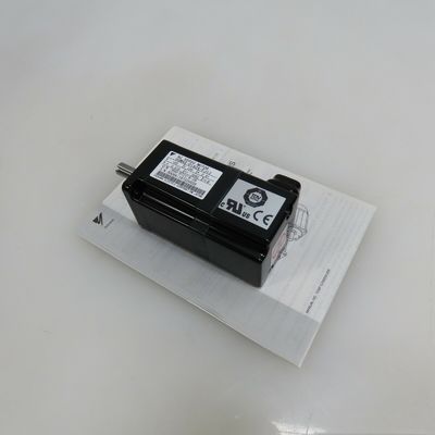 Yaskawa SGMAS-02ACABC AC SERVO MOTOR 200W 200V 3000RPM 1.9A NEW
