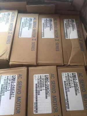 Yaskawa SGMAS-02ACABC AC SERVO MOTOR 200W 200V 3000RPM 1.9A NEW
