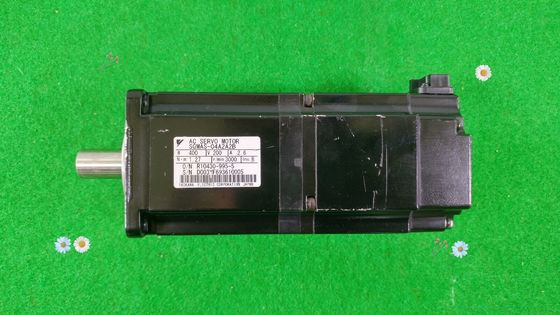Yaskawa SGMAS-04A2A2B AC SERVO MOTOR 400W 200V 3000RPM 2.6A NEW