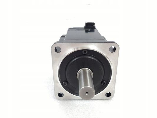 Yaskawa SGMAS-08A2A21 AC SERVO MOTOR 750W 200V 3000RPM 5.4A NEW