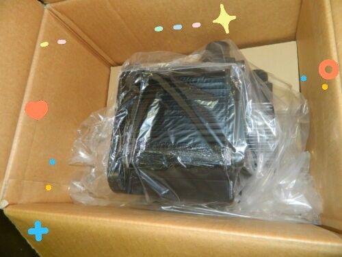 Yaskawa SGMG-40V2AB AC Servo Motor 23.8A 2.9KW 1500RPM 200V NEW