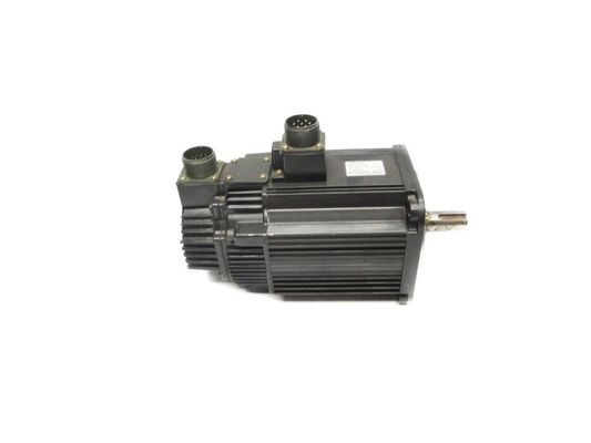Yaskawa SGMG-44A2AAB AC Servo Motor 23.8A 2.9KW 1500RPM 200V NEW