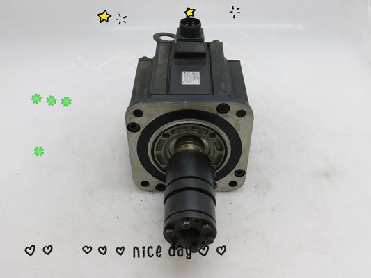 Yaskawa SGMG-44A2AB AC Servo Motor 32.8A 4.4KW 1500RPM 200V NEW