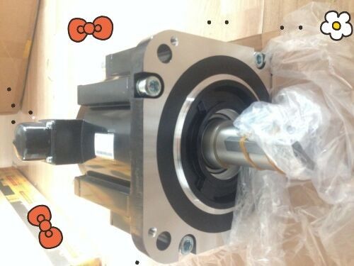 Yaskawa SGMGV-44ADA21 AC Servo Motor 23.8A 4.4KW 1500RPM 200V NEW