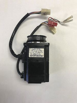 Yaskawa SGMPH-01A1A-YR22 AC SERVO MOTOR 100W 3000RPM 200V NEW