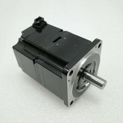 Yaskawa SGMPS-04ACA2C AC SERVO MOTOR 400W 3000RPM 200V 2.6A NEW