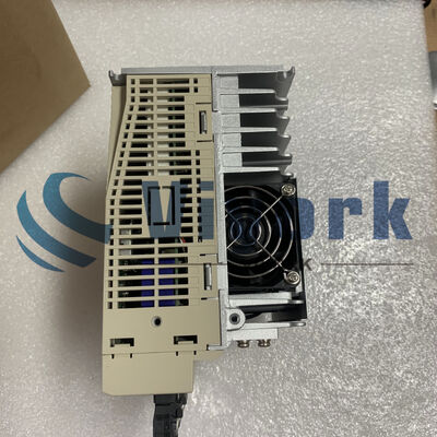Yaskawa SGDV-3R5D11A020000 SERVO DRIVE OUTPUT 3.5AMP 1KW 0-480V 3PH NEW