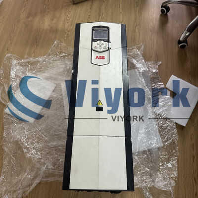 ABB ACS880-01-105A-3 INVERTER